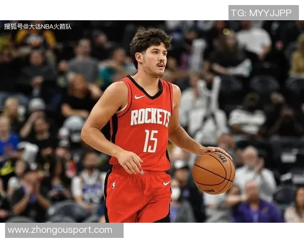 乌度卡称赞谢泼德投射能力期待他在阅读防守与传球方面的进步