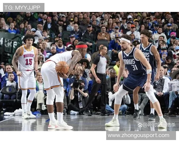 布克单骑难救主全场最高32分难阻对手逆袭第三节独得19分表现耀眼 布克单骑难救主全场最高32分难阻对手逆袭第三节独得19分表现耀眼