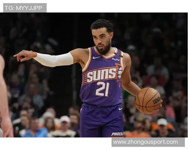 小卡特称赞泰厄斯琼斯为理想控卫其沟通能力令各队垂涎欲滴 小卡特称赞泰厄斯琼斯为理想控卫其沟通能力令各队垂涎欲滴