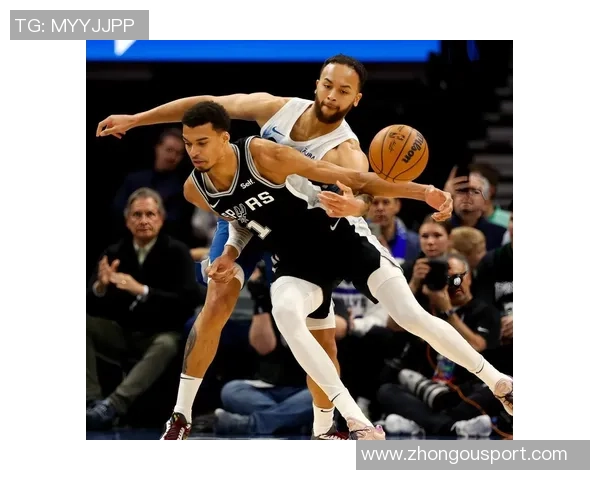 戈贝尔半场表现亮眼高效拿下10分9板3助攻1盖帽助力球队争胜